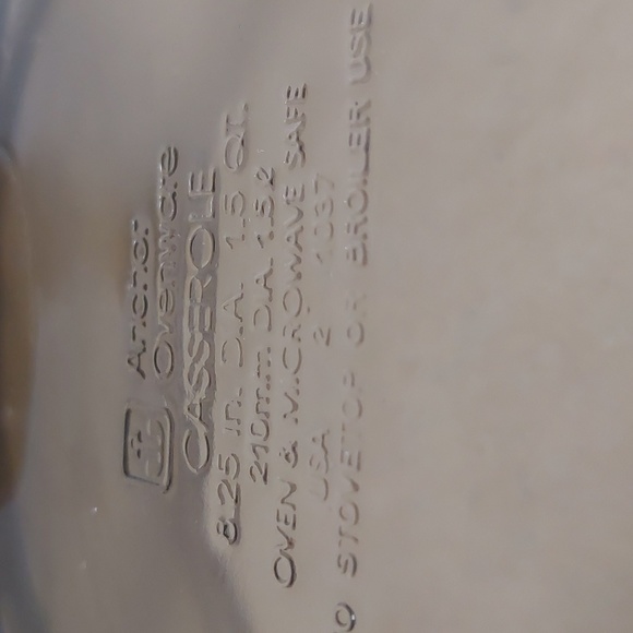 CLEARANCE! ANCHOR HOCKING "Fire-King" new without tag/ vintage lidded  caserole. - Picture 6 of 9